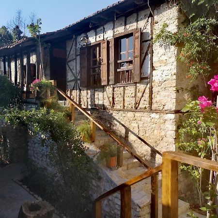 Demeter Rose Stonehouse Pansion Apartamento Antália Exterior foto